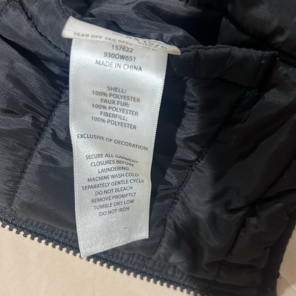 Eddie Bauer Boys Plush Reversible Hooded Jacket - Excellent Condition - Picture 5 of 9